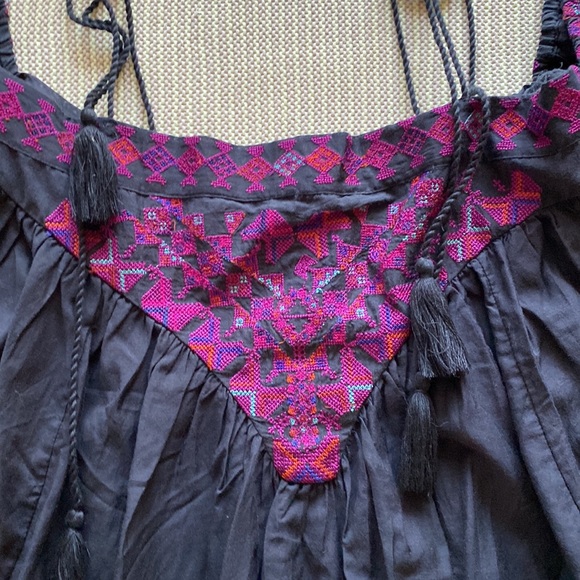 Free People Off Shoulder Top.         NWOT - Picture 3 of 5